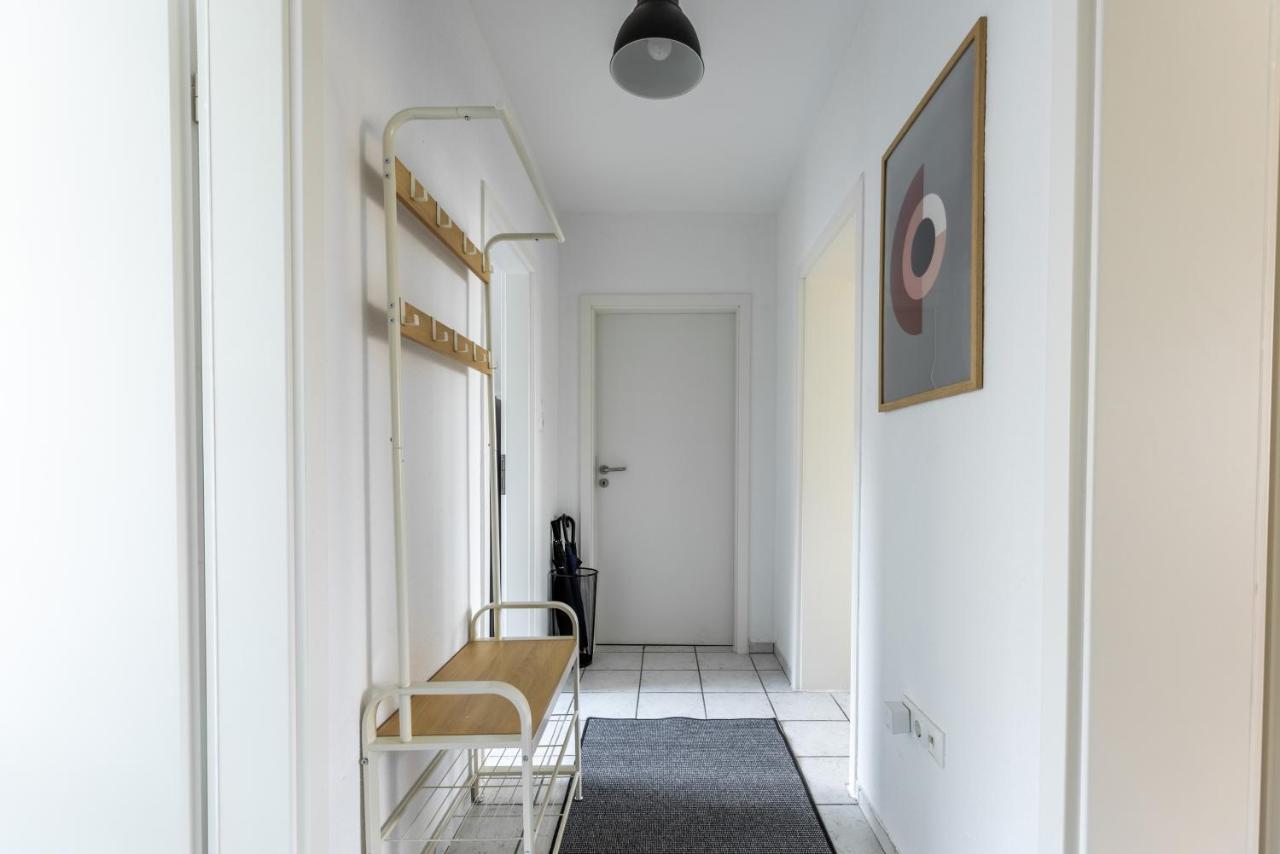 Modernes Und Zentralgelegenes Apartment Mit Kueche, Netflix, Und Balkon Duisburg Exterior photo